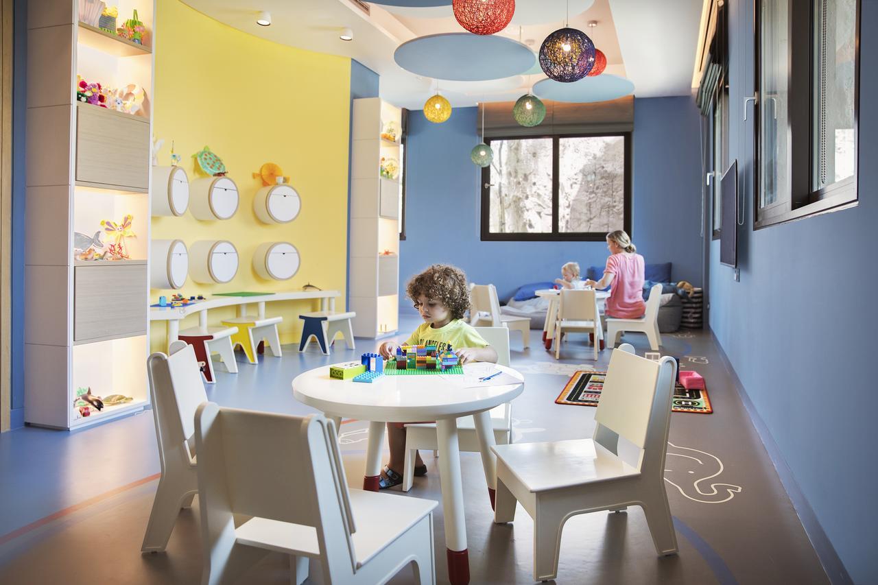 Saadiyat Rotana Resort And Villas Abu Dhabi Esterno foto The Children's Hospital of Philadelphia